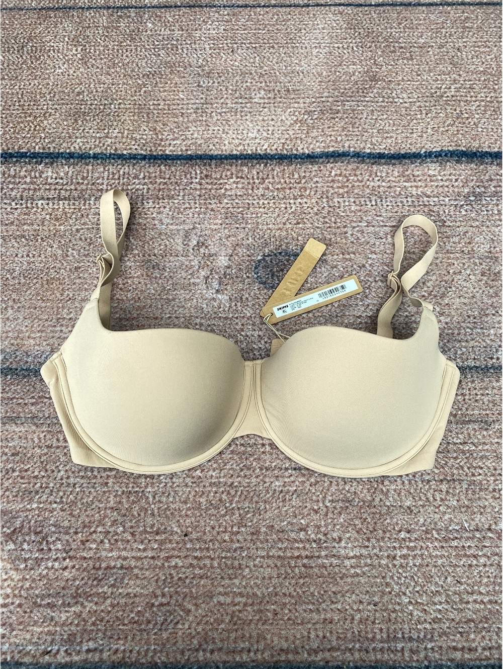 Skims fits everybody lightly lined balconette bra 34DD clay new with tags